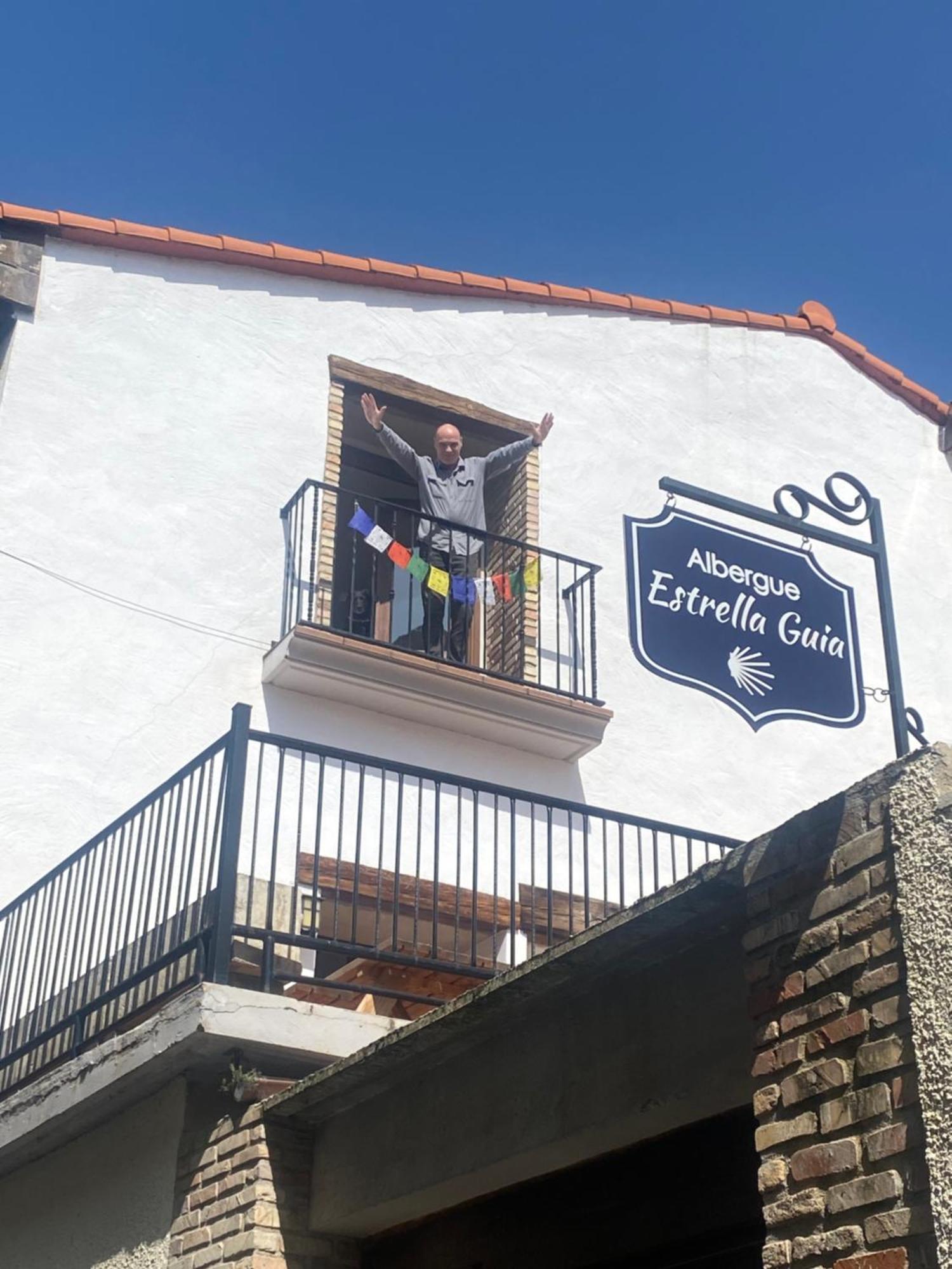Albergue Estrella Guia Puente la Reina Zewnętrze zdjęcie