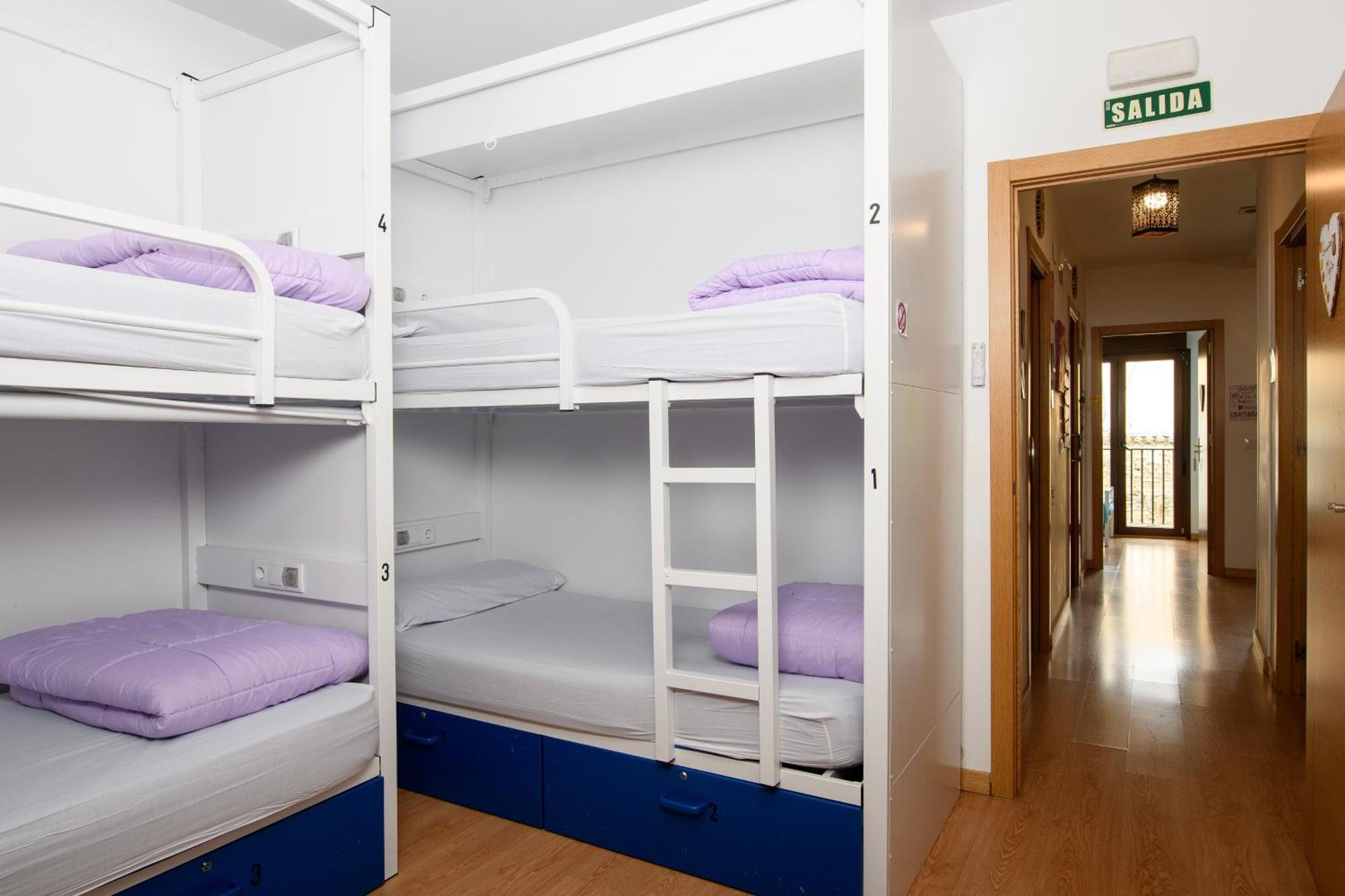 Albergue Estrella Guia Puente la Reina Zewnętrze zdjęcie
